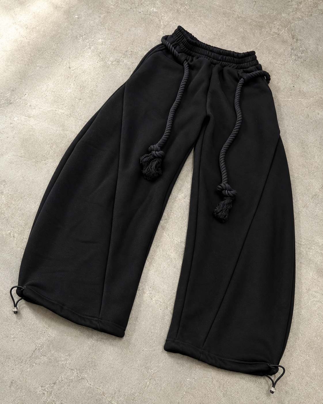 VOID BALLOON SWEATPANTS