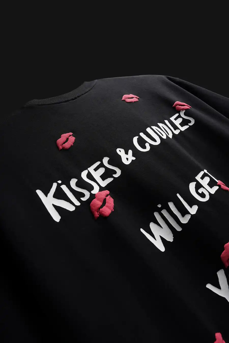 Kisses & Cuddles Tee