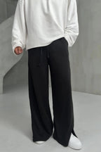 Black Slit Lower